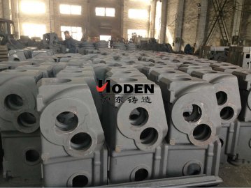 減速機箱體鑄件是由什么材料制成的？